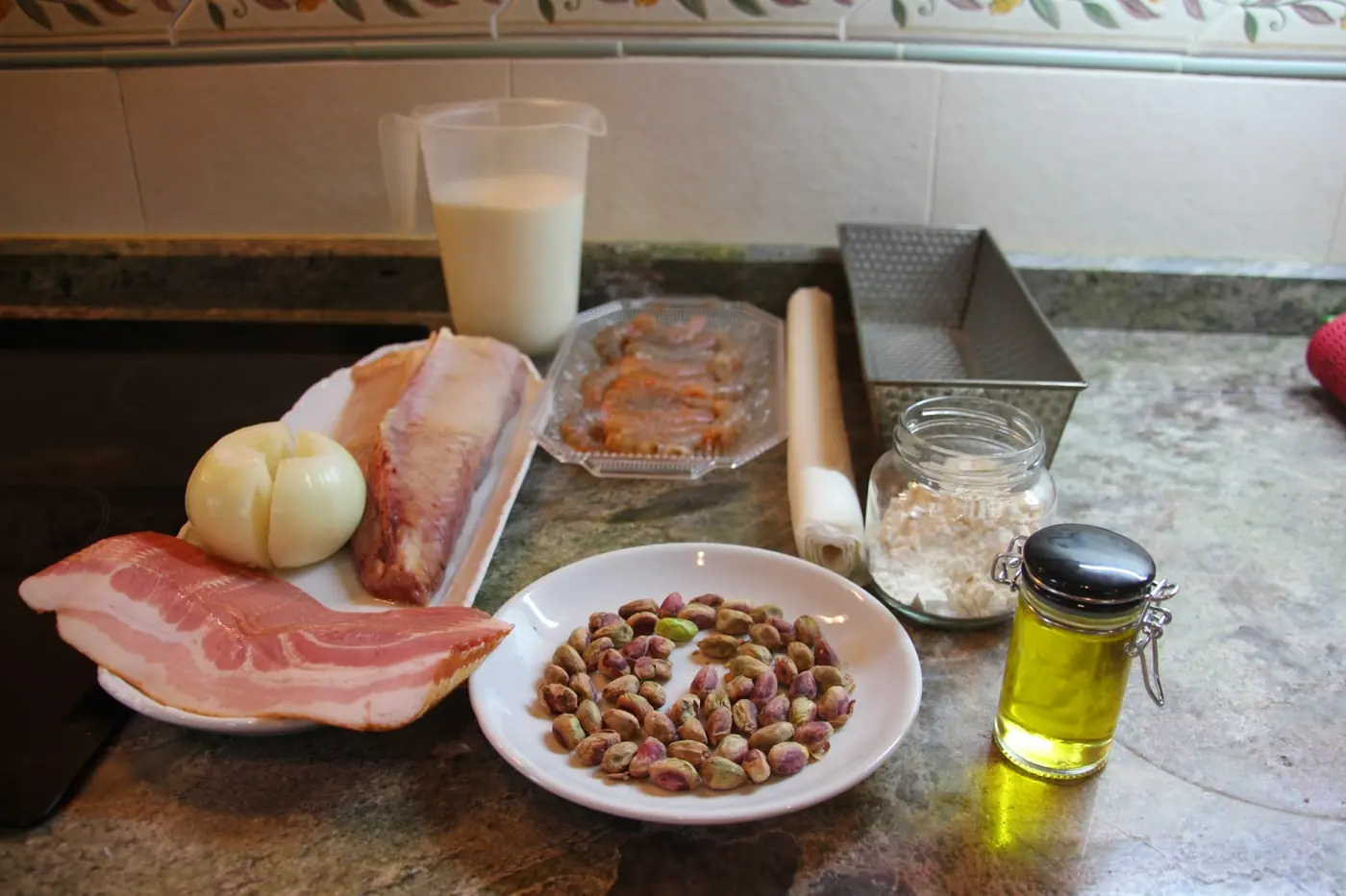 Hojaldre con bechamel, rape y gambas: foto del paso a paso